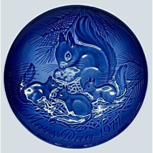 Bing & Grondahl 1977 Mors Mother's Day Squirrel with Kits Collector Plate 9377